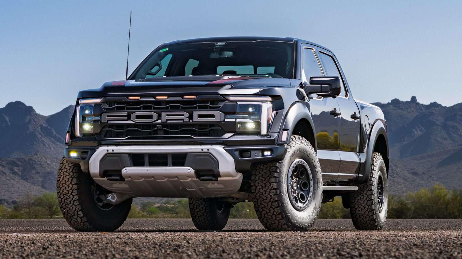 5 Pickup Trucks Faster Than The Ford F-150 Raptor – SlashGear