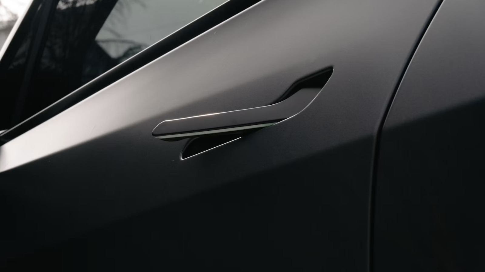 Tesla and others recall over 4 million vehicles in China over hidden door handles – Engadget