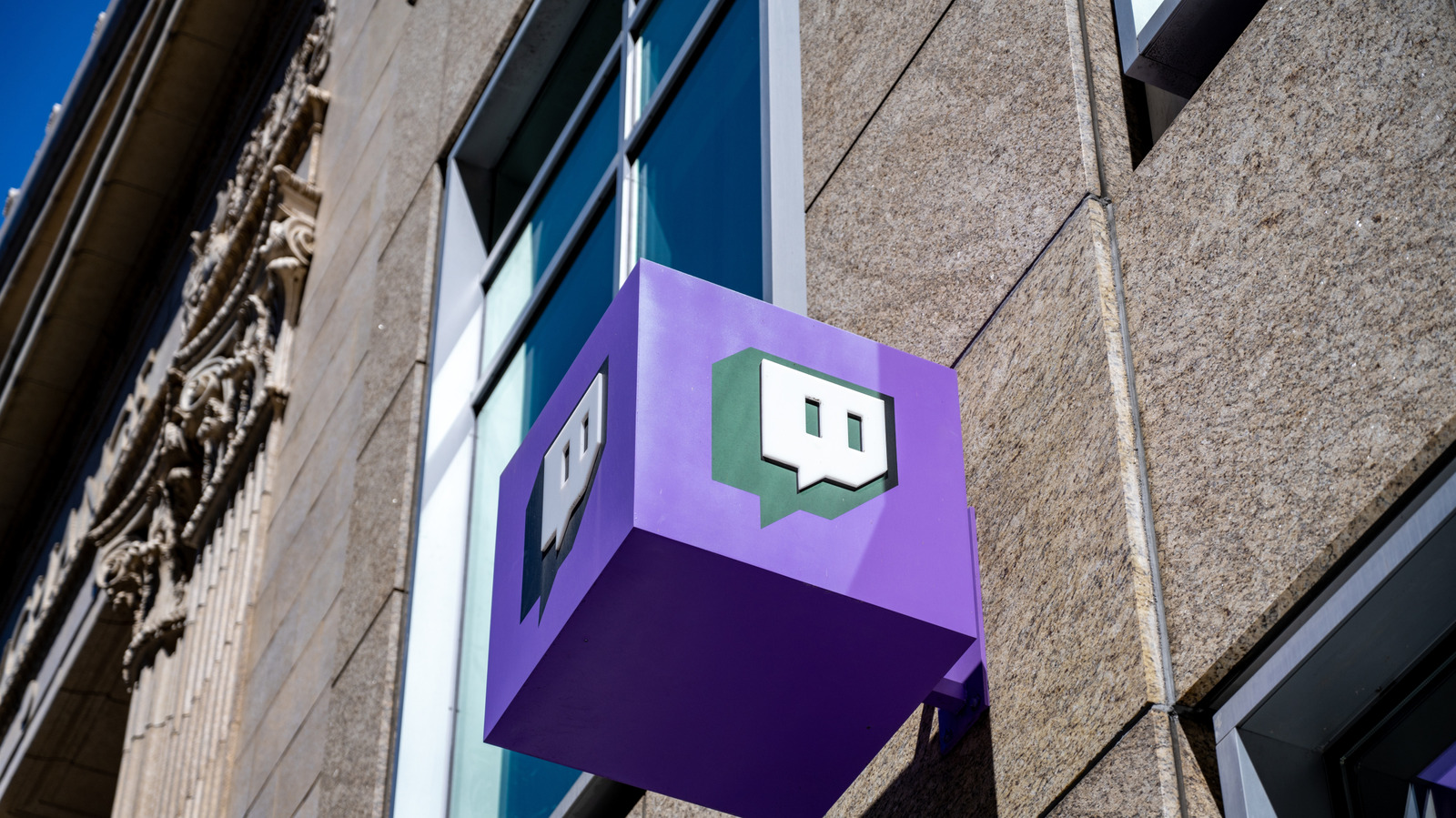 Twitch and Amazon hit with lawsuit for training AI with streamers’ content – Engadget