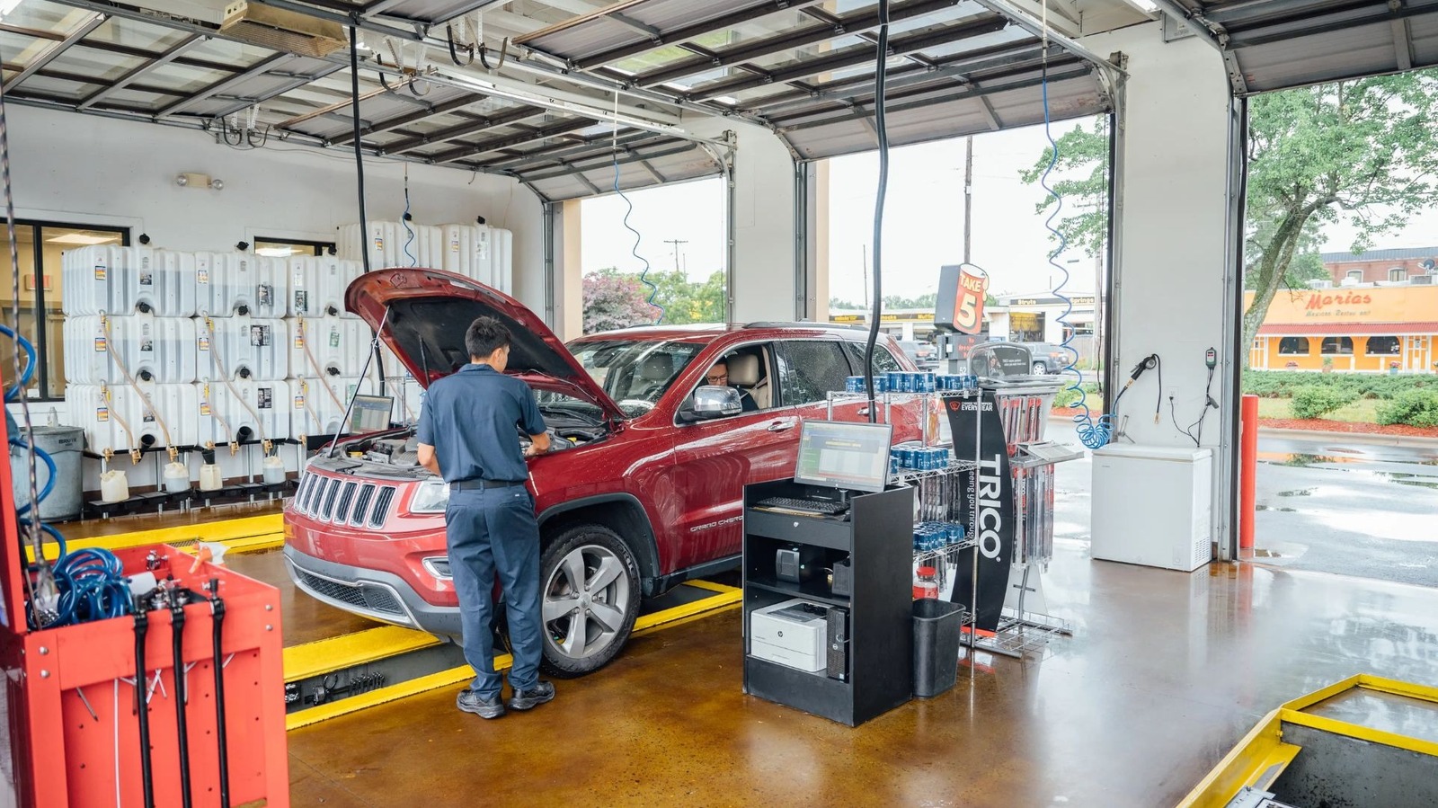 12 Auto Service Chains Owned By Driven Brands: Take 5, Meineke & More – SlashGear