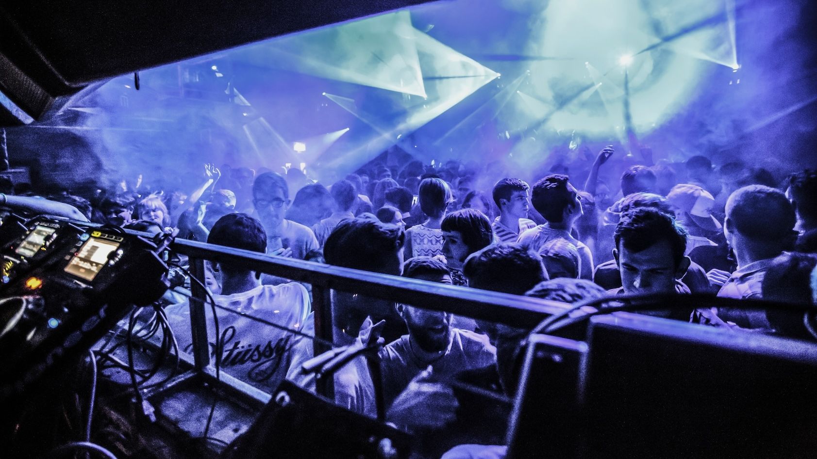 What makes great sound? We asked the audio experts at Sennheiser and iconic club Fabric how they get hi-fi results in different environments