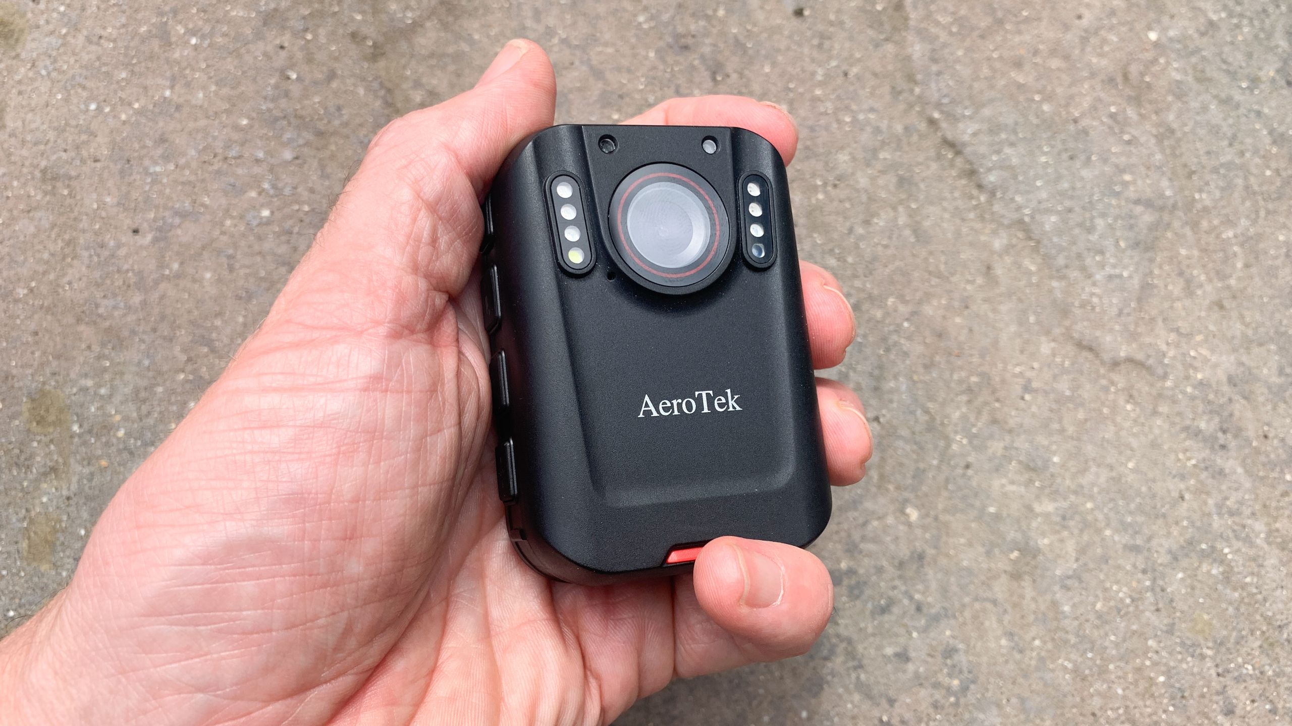 AeroTek T03 2K body camera review – Impressive results and specs for under $100