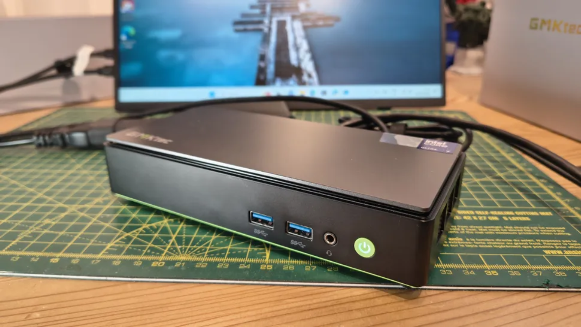 GMKtec K13 AI mini PC with 5GbE and dual USB4 drops by $310