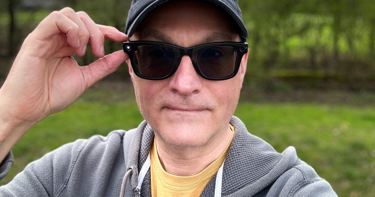 Meta says its glasses can’t secretly record you anymore, at least not this way