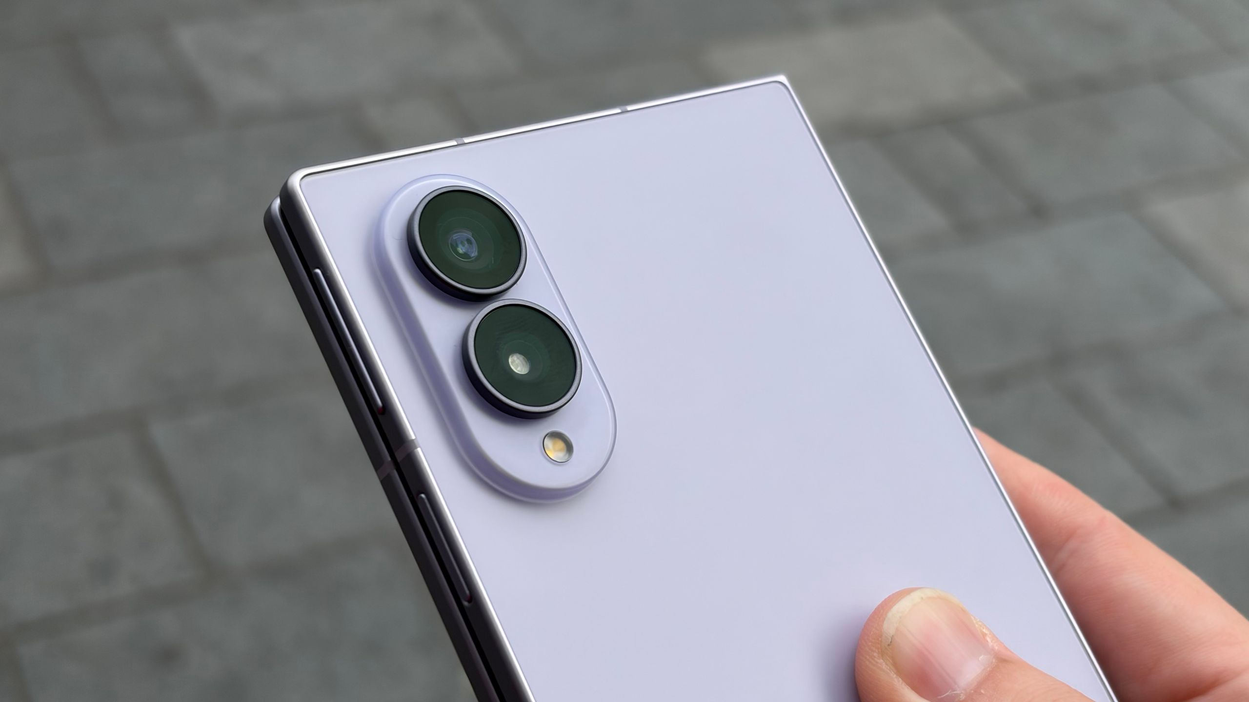 Last call! T-Mobile’s record-breaking $1,900 discount on the Galaxy Z Fold 8 and Fold 8 Ultra could end soon