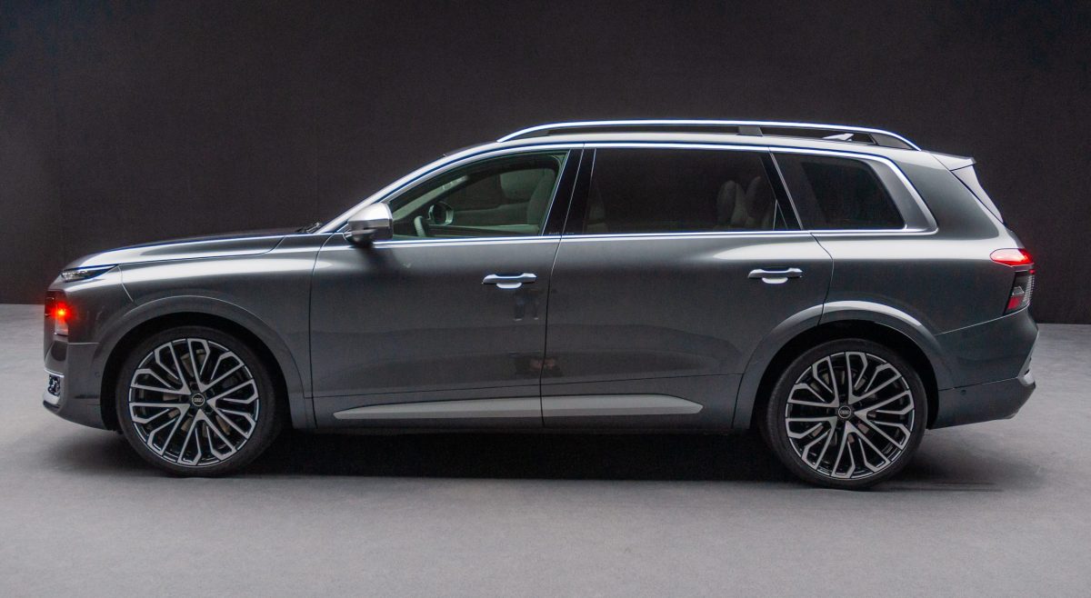 Audi CEO Admits New Flagship SUV Almost Got Those Electronic Door Handles Nobody Asked For
