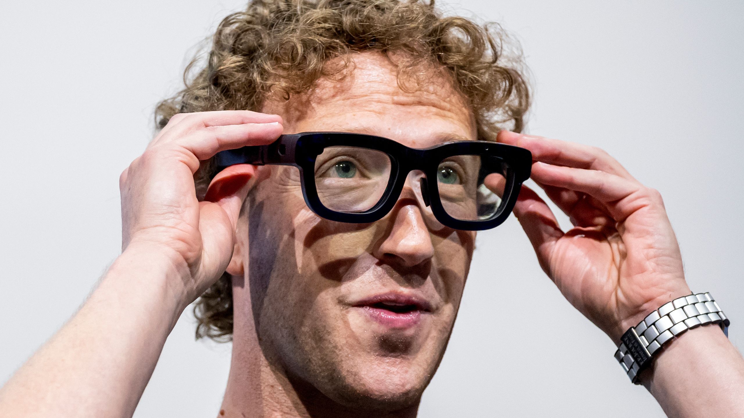 Mark Zuckerberg has written a 6,434 word diatribe to tell you AI superintelligence is good, actually