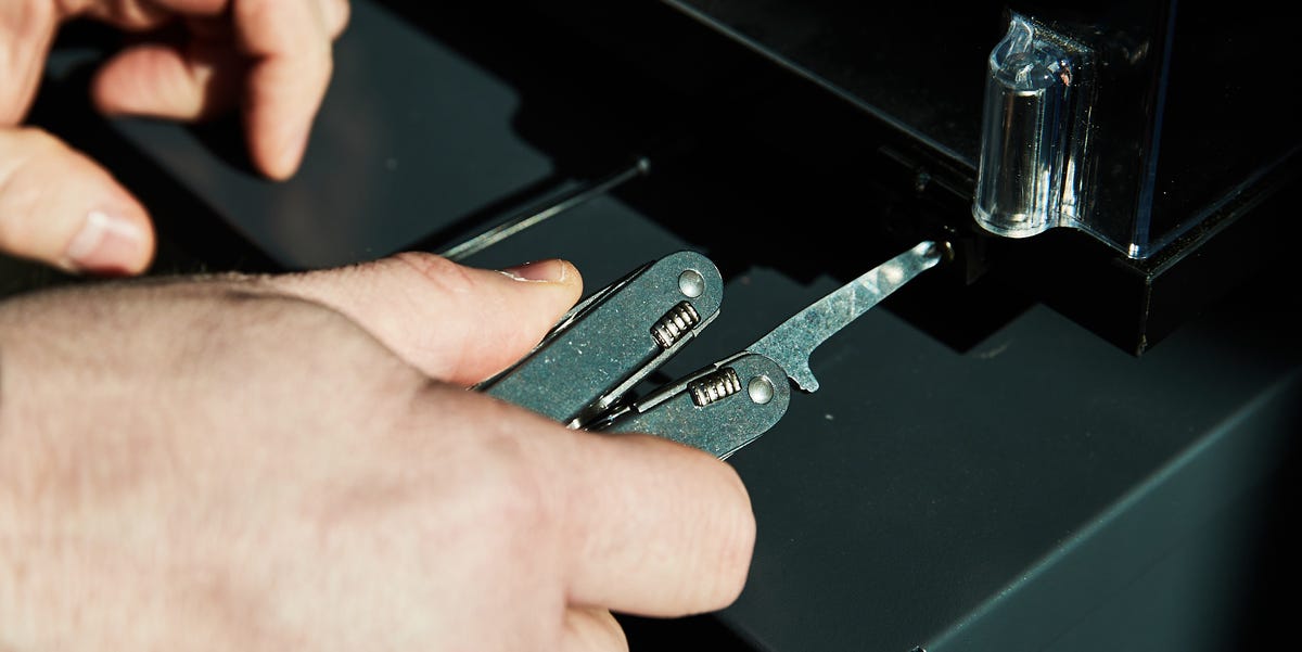 In a Crowded Field, Leatherman’s Arc Is the New Best Multitool for Its Power, Durability, and Ease of Use