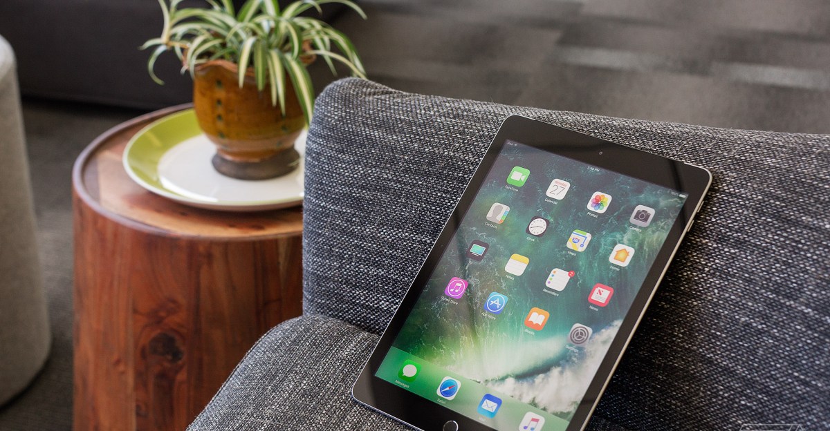 Apple iPad (2017) review: the best feature is the price