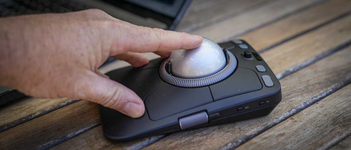 I swapped my mouse for Kensington’s TB900 trackball in video edits — and it won