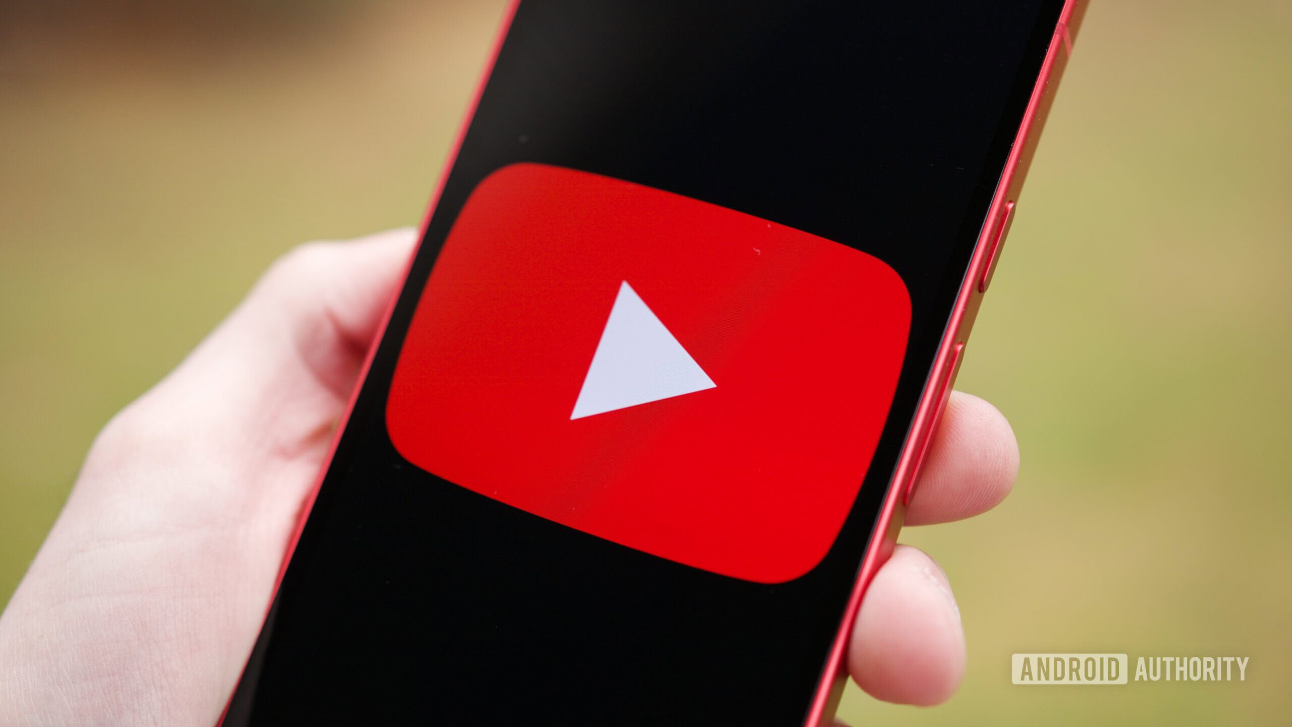 YouTube fixes the bug that made your comments and video details vanish