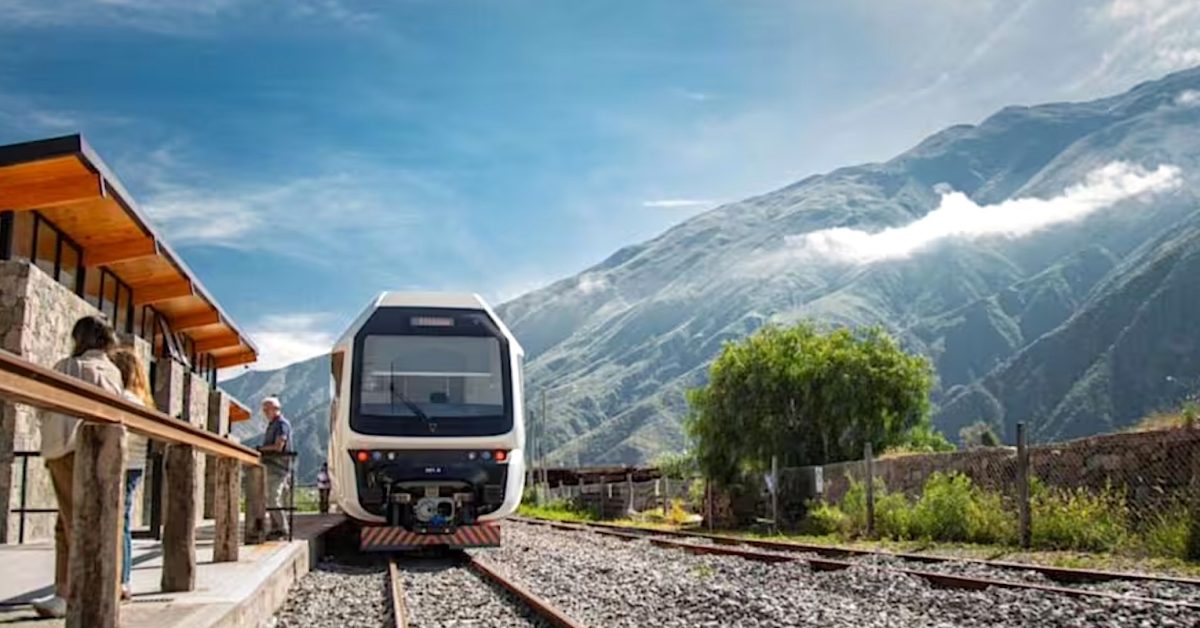 Argentina’s solar train brings zero-emission travel to an ancient trade route