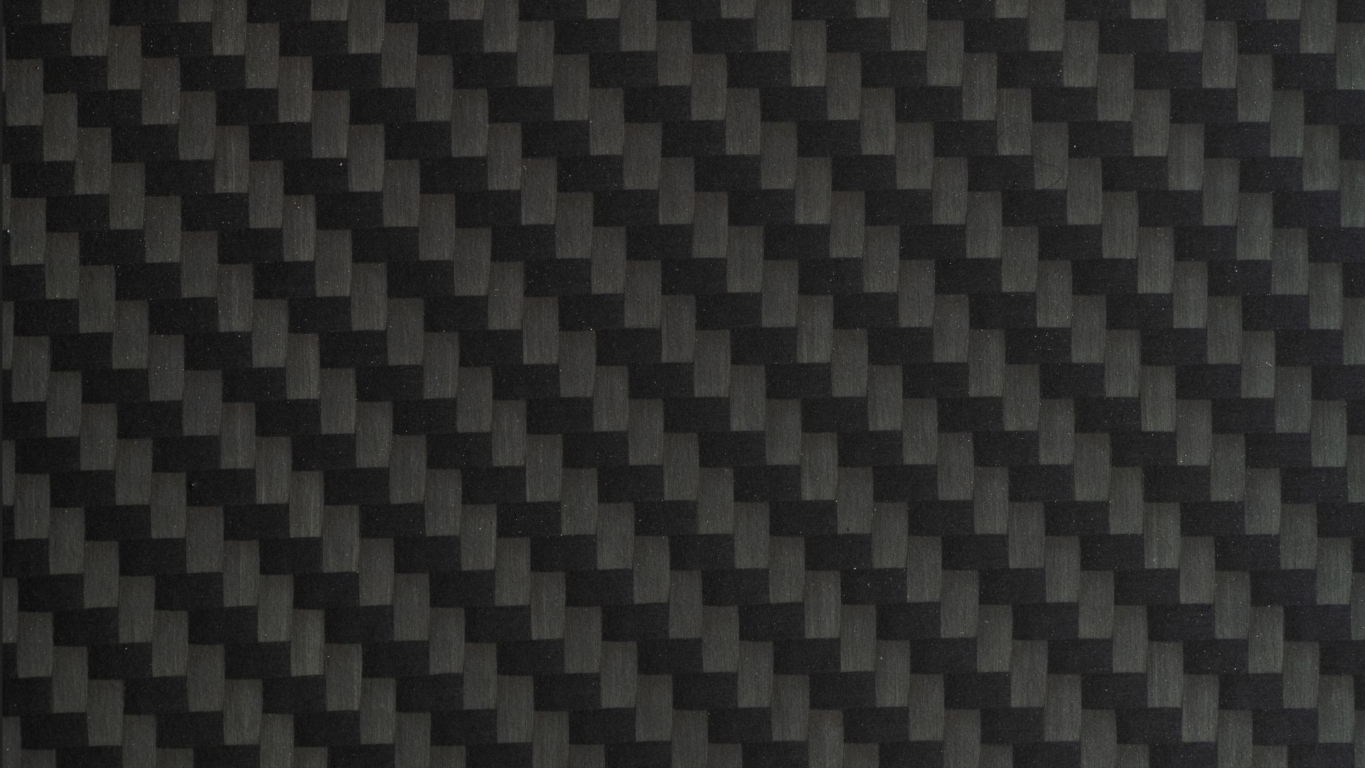 Dell laptop has owner reports worn down carbon fiber surface, finding parts of it in their skin