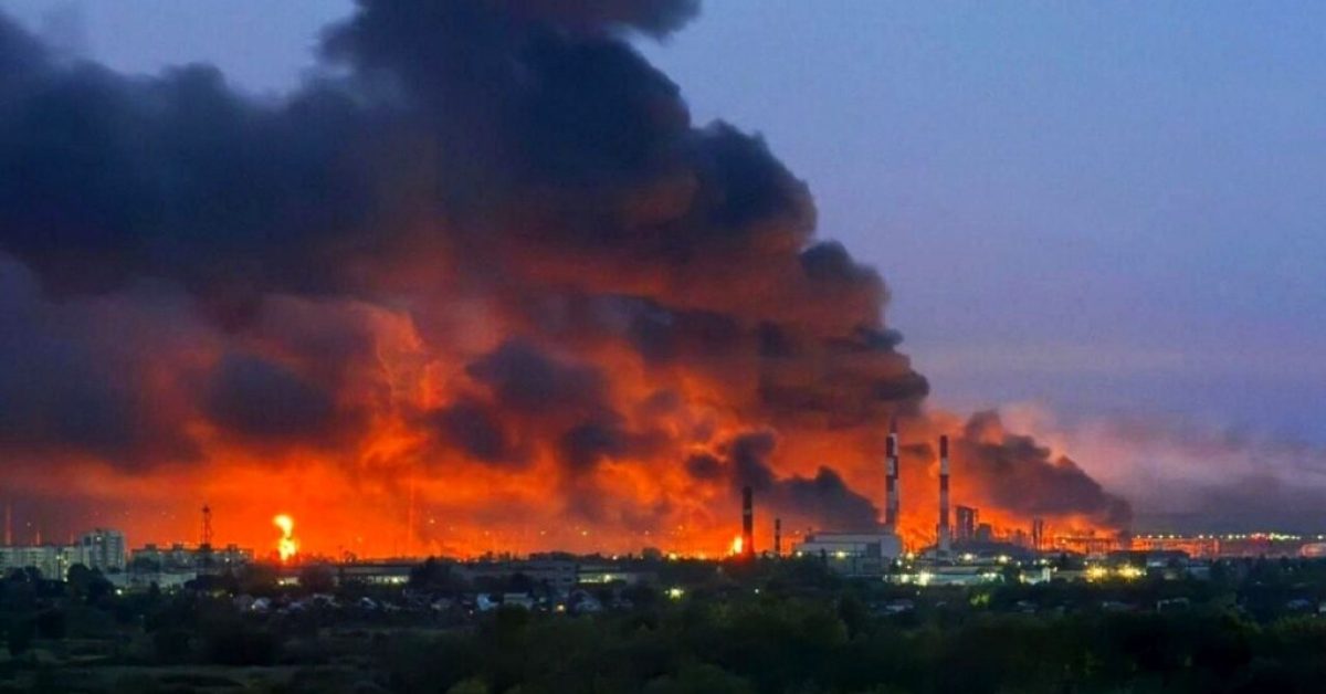 Electric car sales doubled in Russia after Ukraine blew up oil refineries