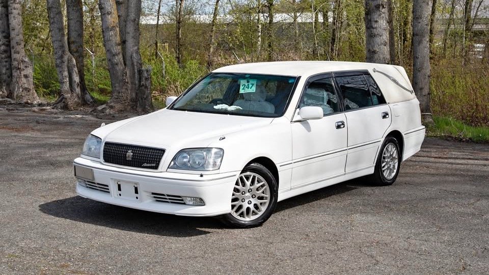 Let’s Hope This 1JZ-Powered Toyota Crown Hearse Has Tie-Downs for the Casket Because I Want the Driver to Whip It Into the Graveside