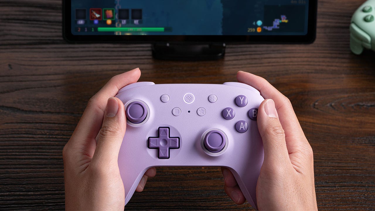 The 8BitDo Ultimate 2C Is One of the Best PC Gaming Controllers and It Only Costs $24
