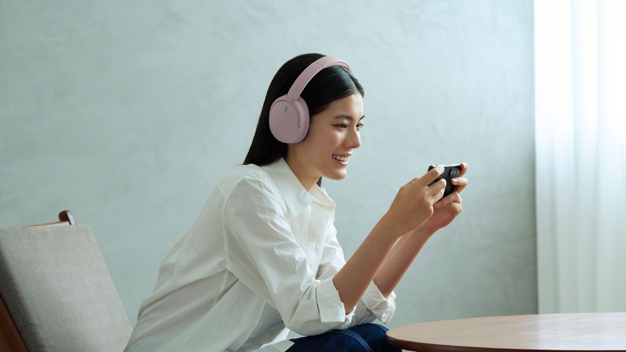 Sony’s new affordable headphones could go days without seeing a charger