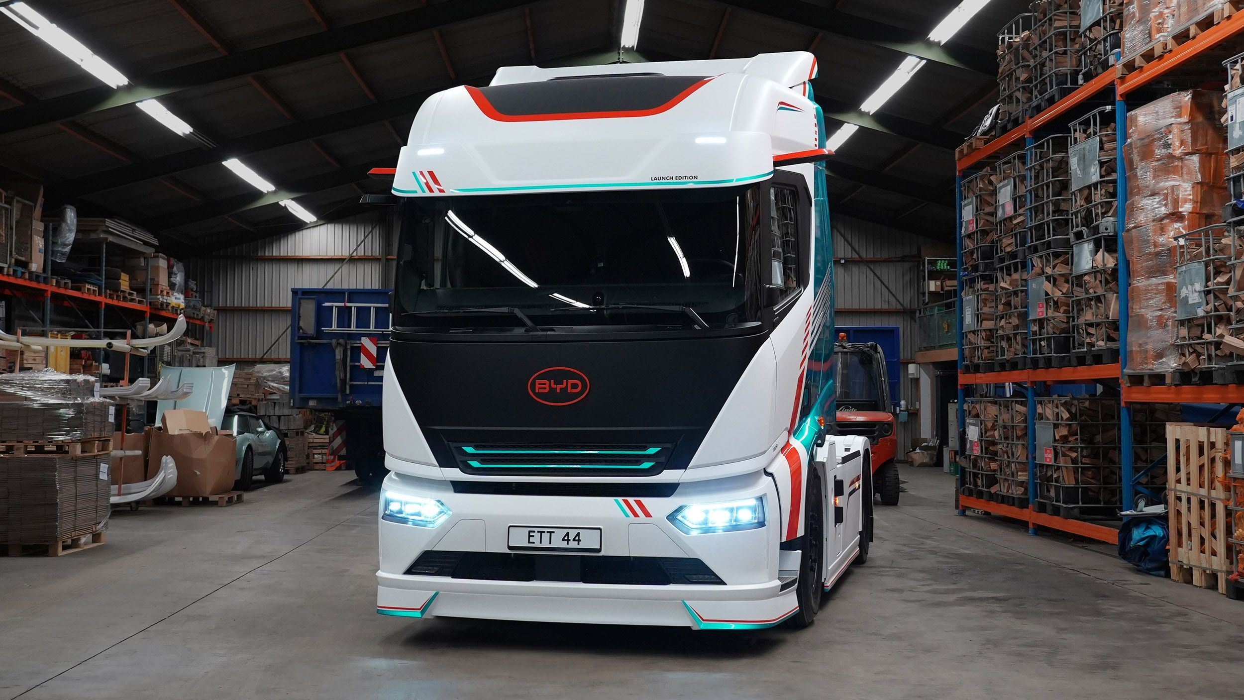 BYD’s New Electric Semi For Europe Beats Tesla In Almost Every Metric | Carscoops