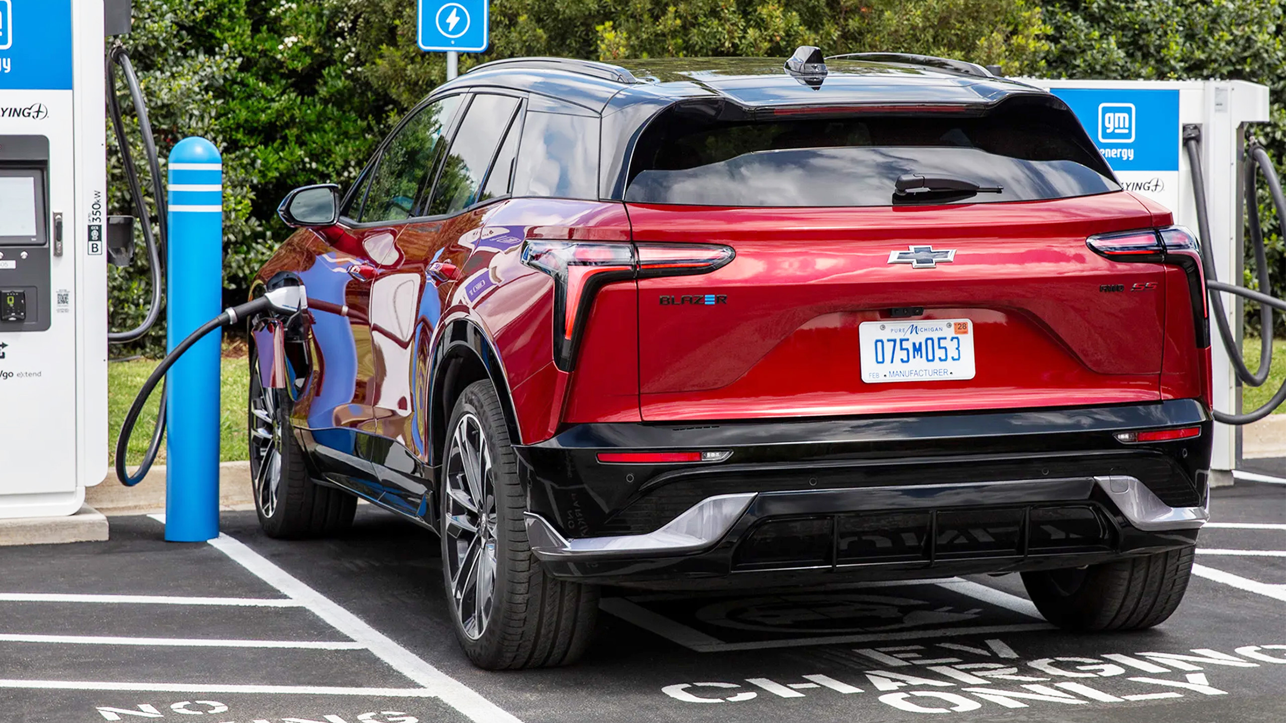 After Trump Blasted Ford, GM Goes All-In On The US For Its Next-Gen Batteries | Carscoops