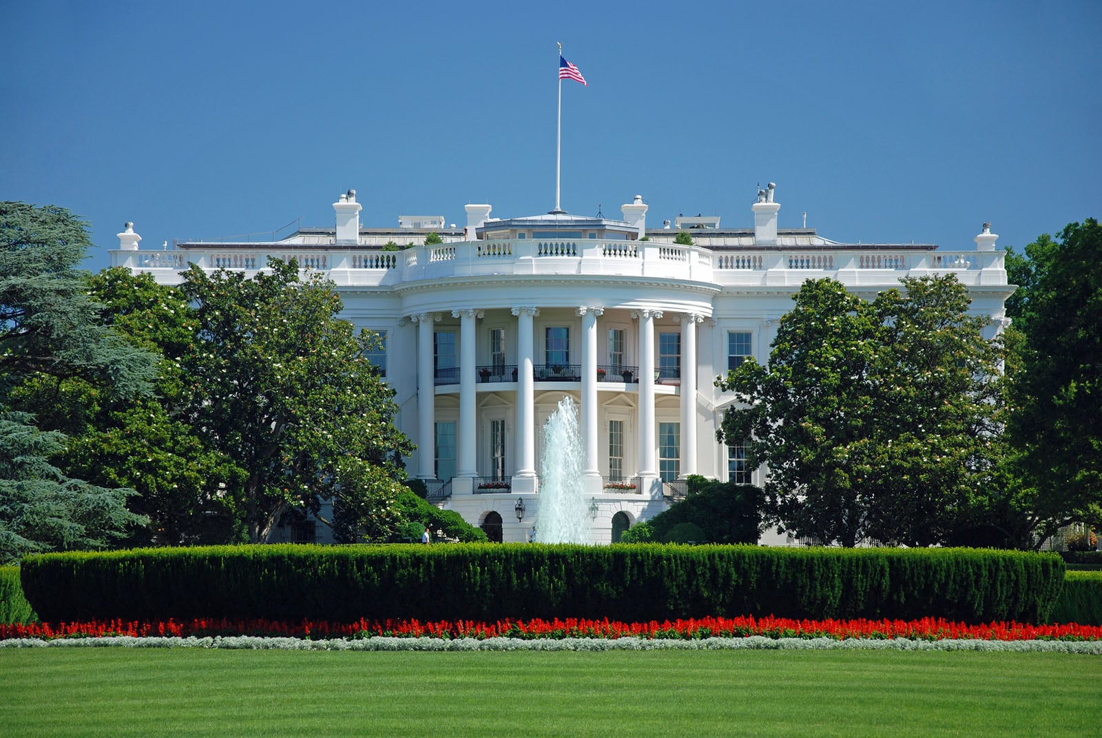 Camera Operators are Turned Away From White House After Trump Ban