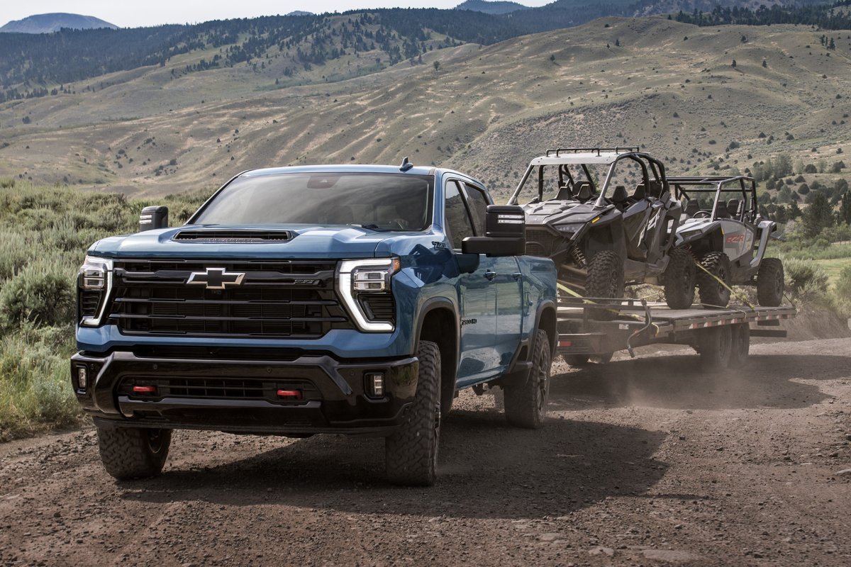 GM’s New 8.3L Diesel Borrows Something Crucial From the Canceled ‘Baby Duramax’