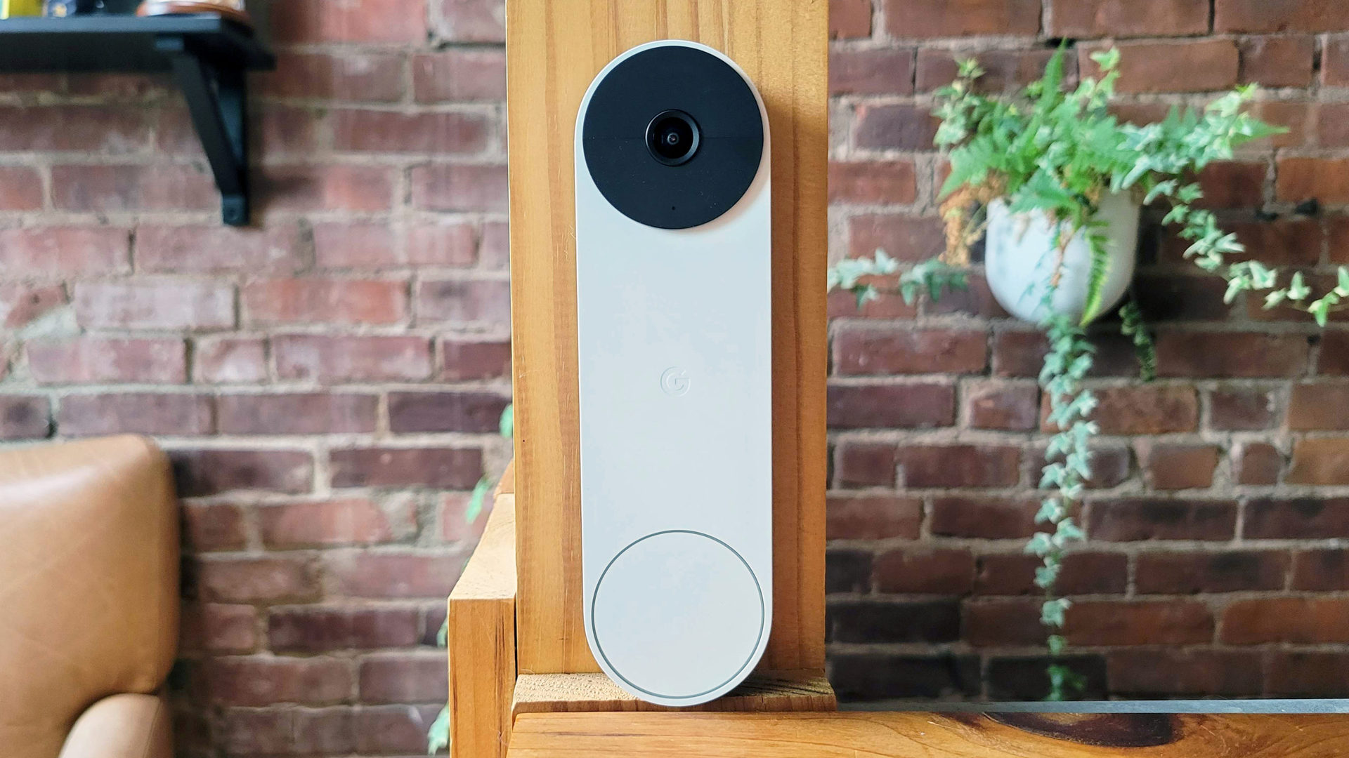 Google Nest Doorbells suffer mild identity crisis, start speaking with new accents