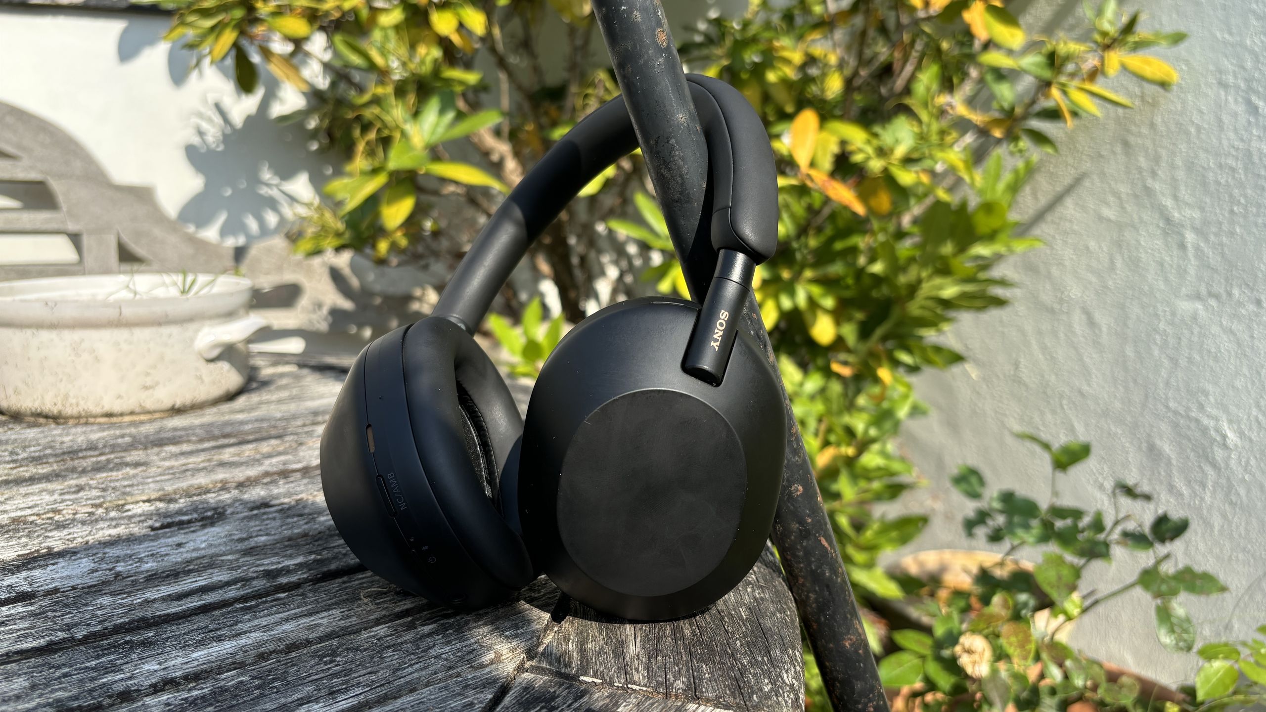 I’ve tested hundreds of headphones – and Sony’s WH-1000XM4C creates a major dilemma