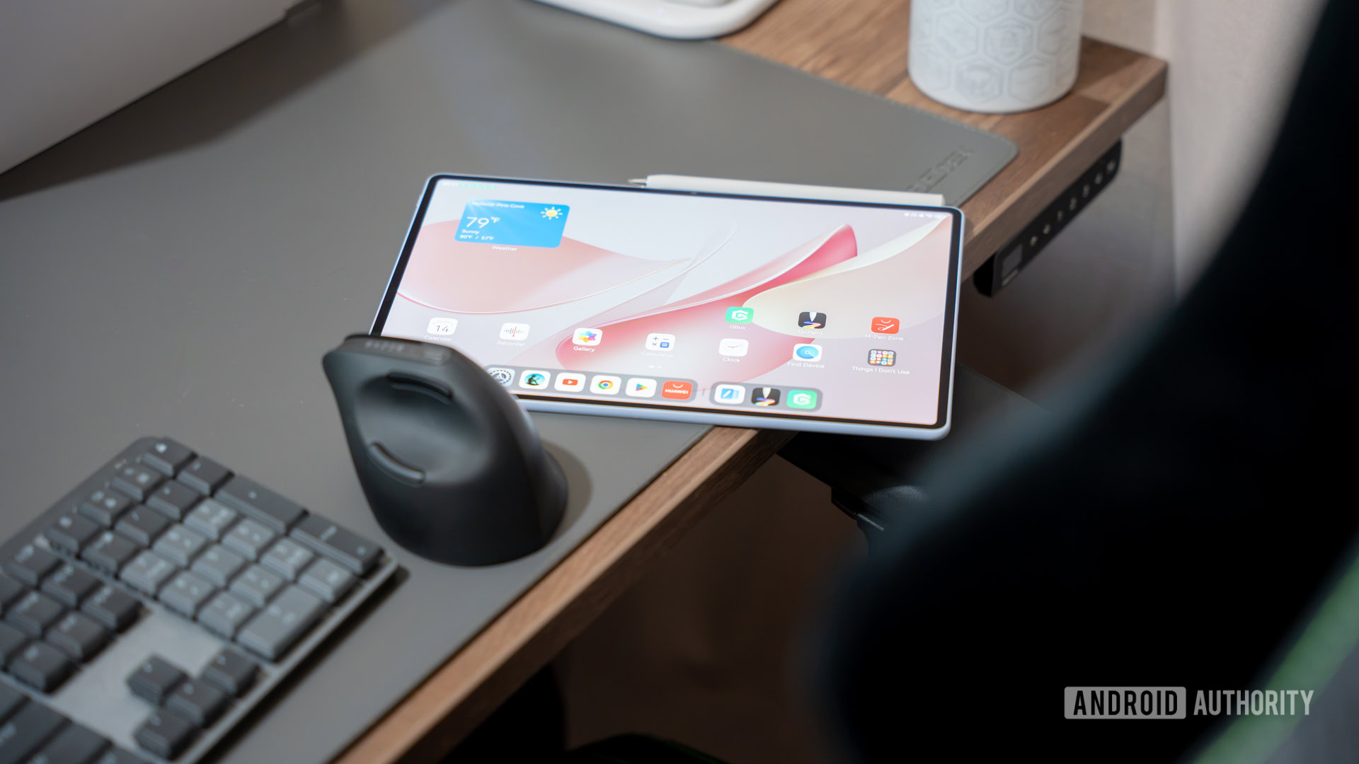 The HUAWEI MatePad Air is a serious tablet with a fun soul (and still no Google)