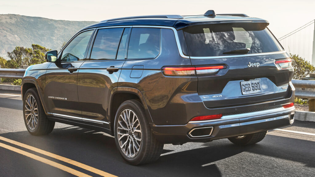 Over 200,000 Jeeps Have A Faulty Convenience Feature Owners Love | Carscoops