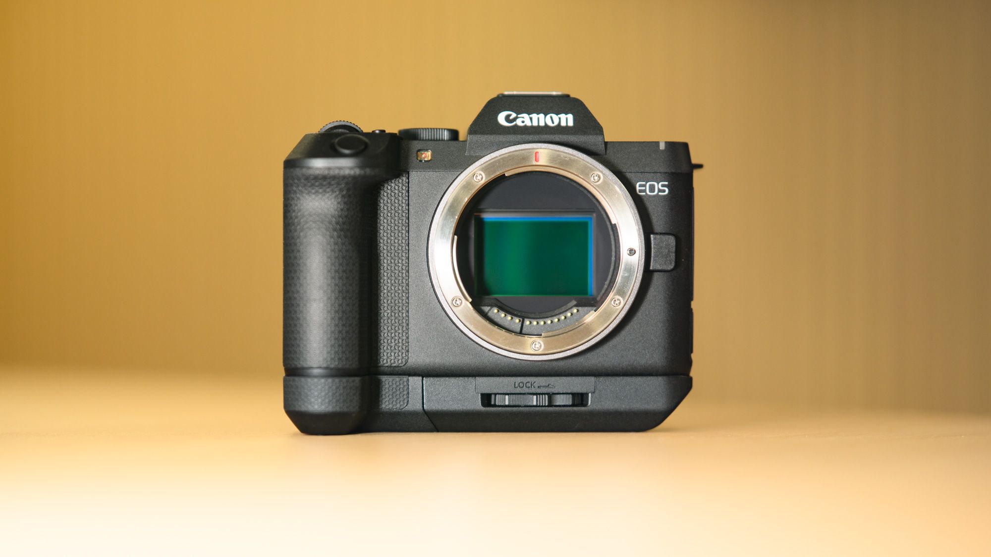 Canon reveals its long-rumored retro camera, but the EOS R8 II comes with a ‘modern twist’