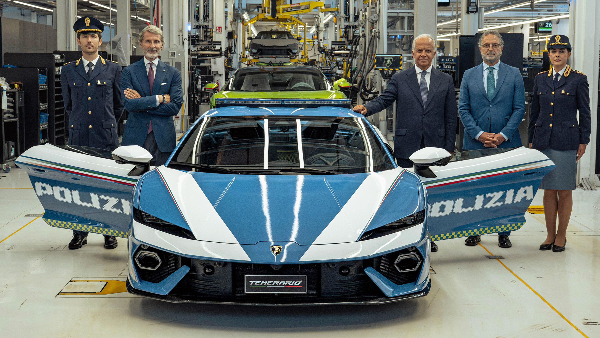 Lamborghini’s 907 HP Police Car Is Designed For When Every Second Counts | Carscoops