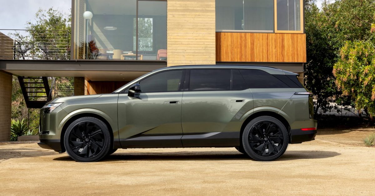 Lexus’ electric 3-row SUV makes its first public appearance