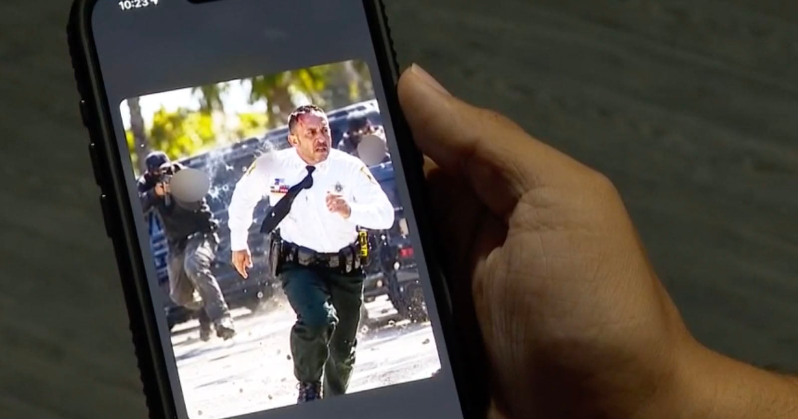 Florida Man Charged With Threatening Sheriff in AI Image
