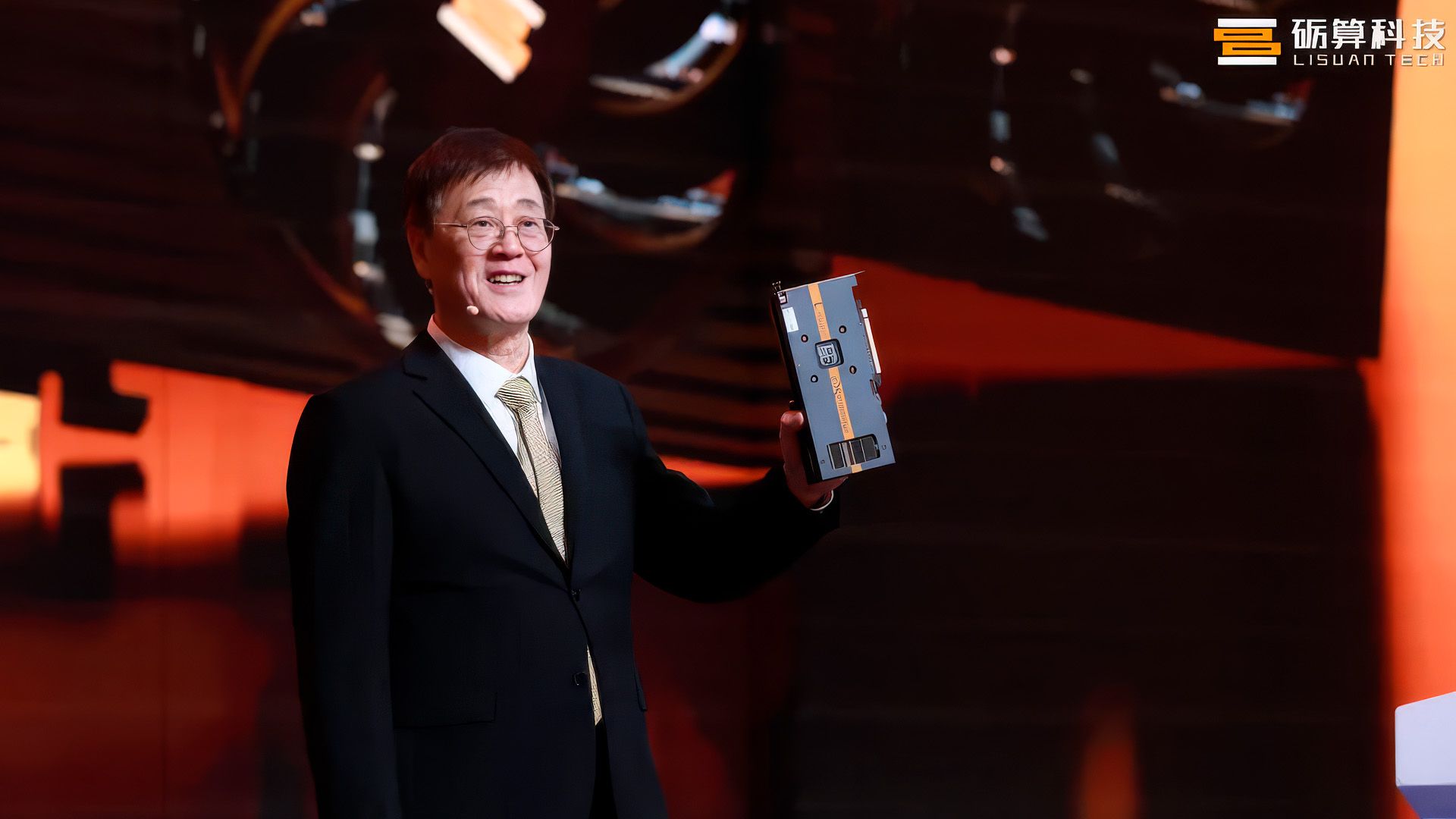 China’s ultimate gaming GPU hits a performance wall — LX 7G100 barely crawls past AMD’s nine-year-old RX 580; hyped as an RTX 4060 rival, China’s LX 7G100 trails RTX 2060 by 35%