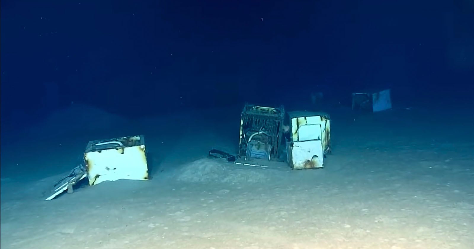 Underwater Drone Looks for Shipwreck, Finds Washing Machines Instead