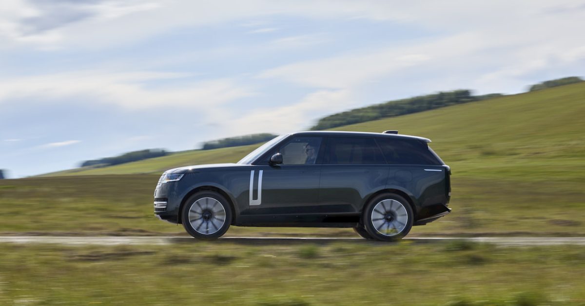 Range Rover’s first luxury electric SUV costs $140,000 and delivers V8 power [Images]