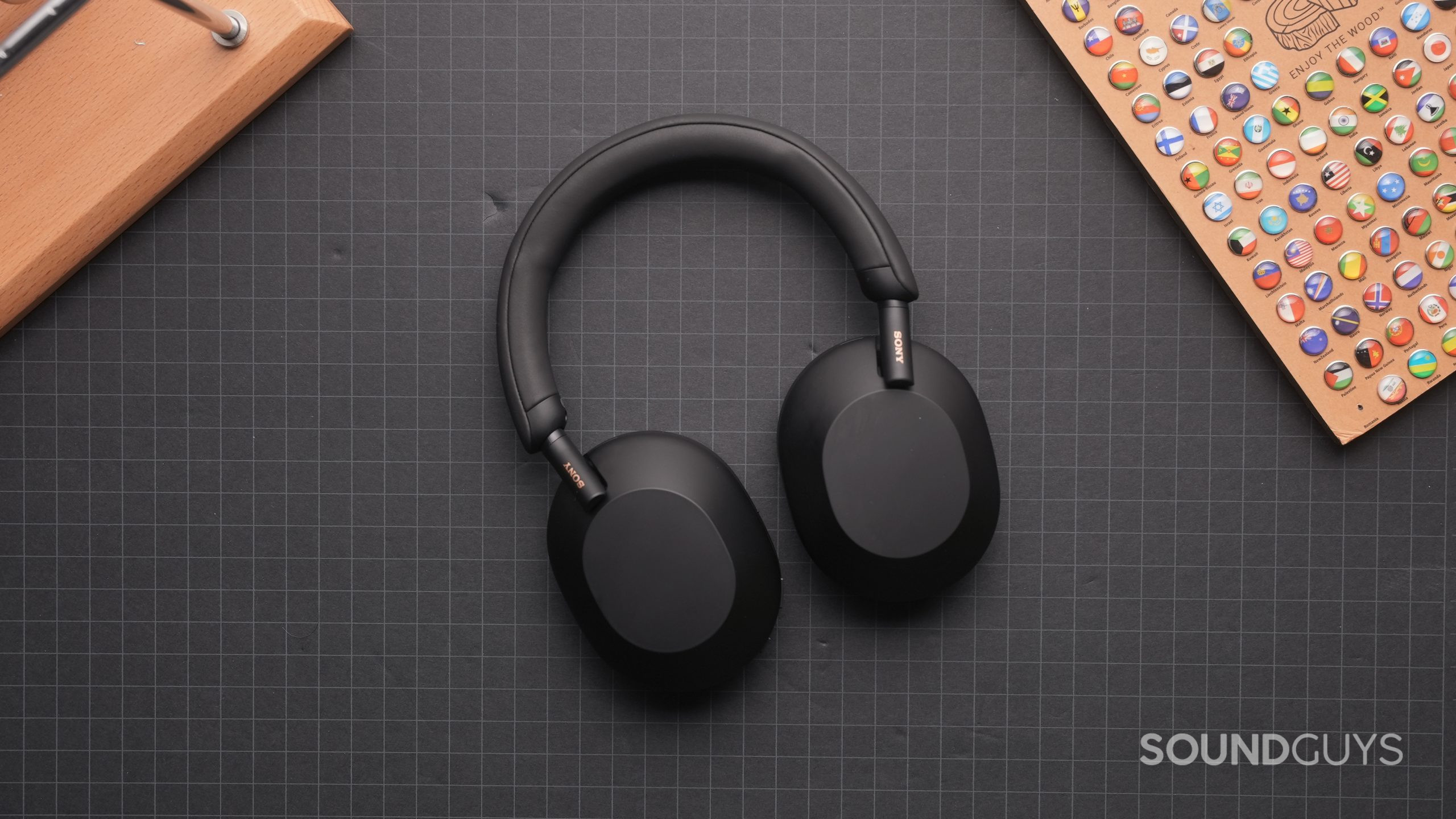 Sony WH-1000XM5 headphones return to their Prime Day low at just $198