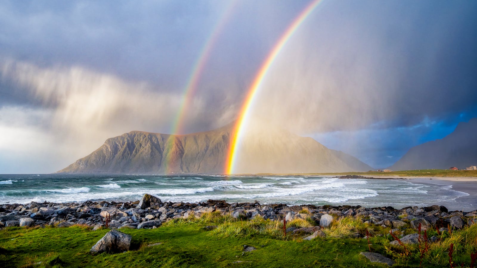 Beyond Golden Hour: How to Take Better Landscape Photos All Day