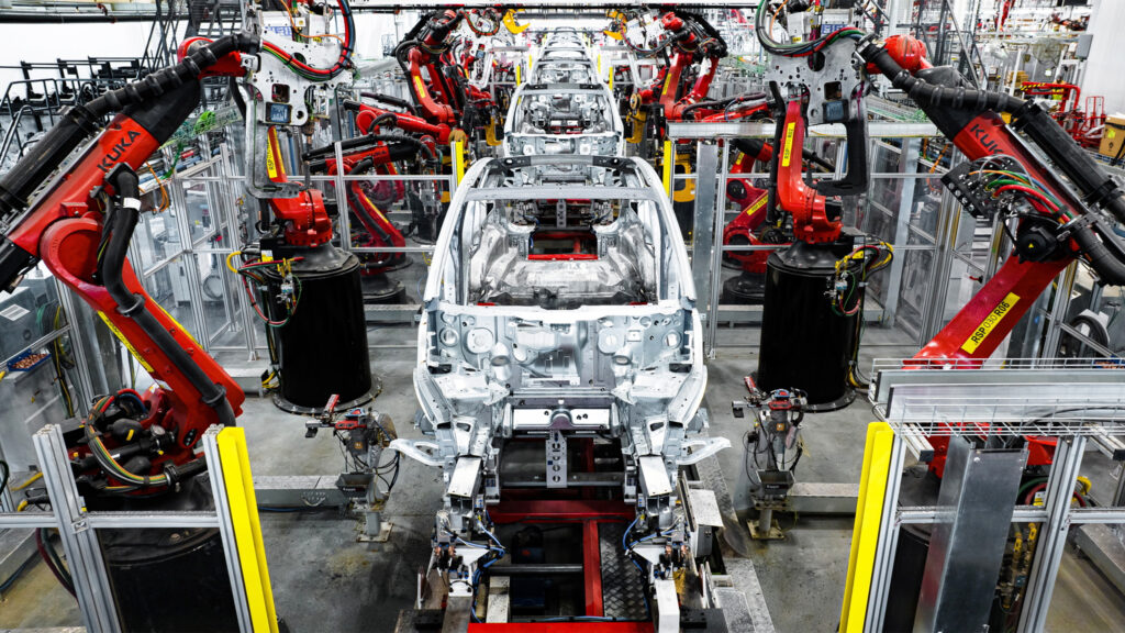 Trial Starts Over Claims Tesla Allowed Racial Discrimination At Californian Plant | Carscoops