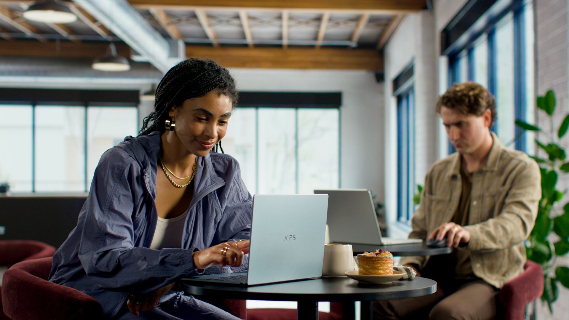 3 reasons students stop worrying about battery life when they buy the Dell XPS 13