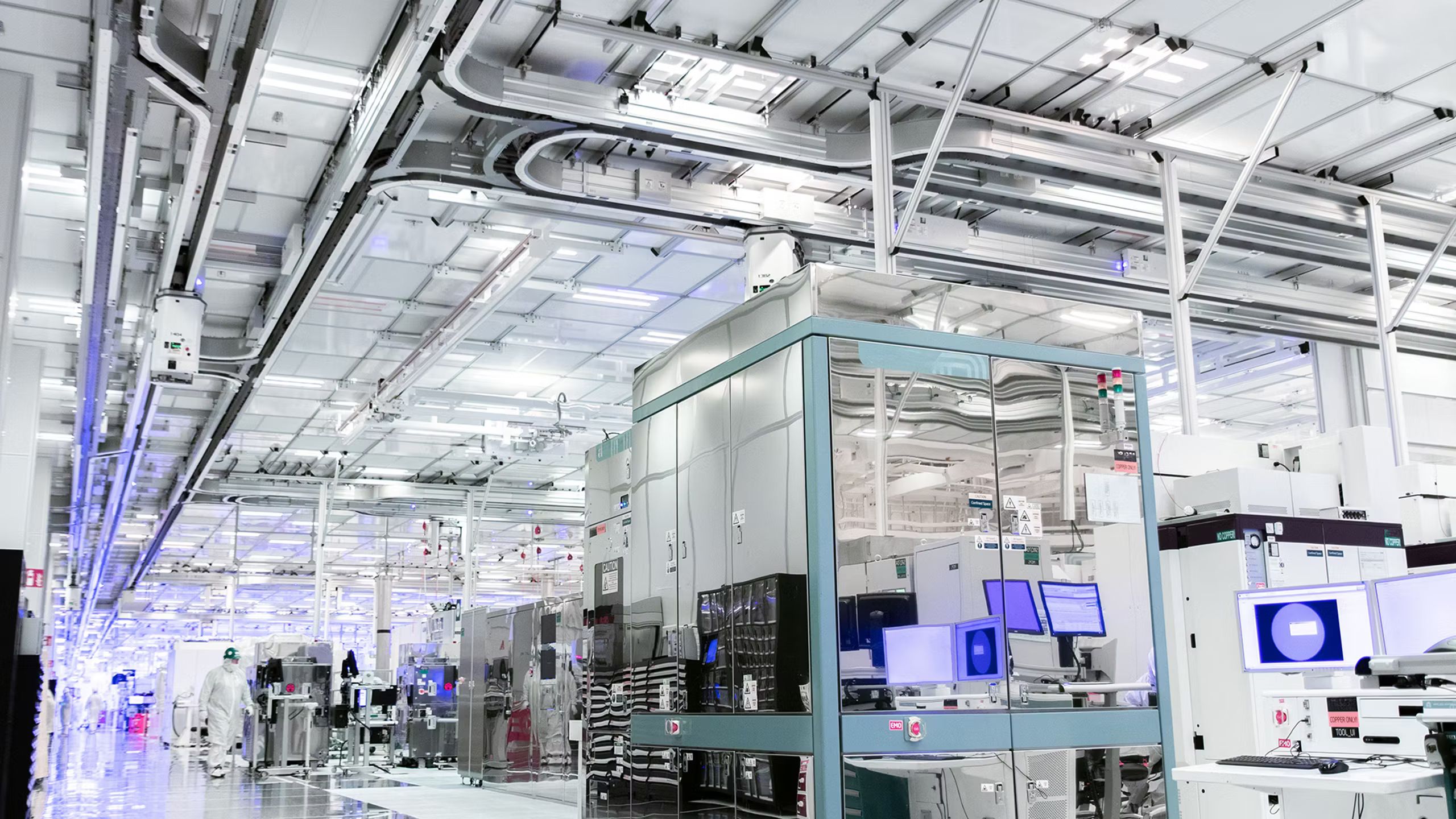 Intel expects 14A to be ‘within 5%’ the performance of TSMC’s A14 — conservative forecast clashes with 18A’s frequency lead and promised 20% gains