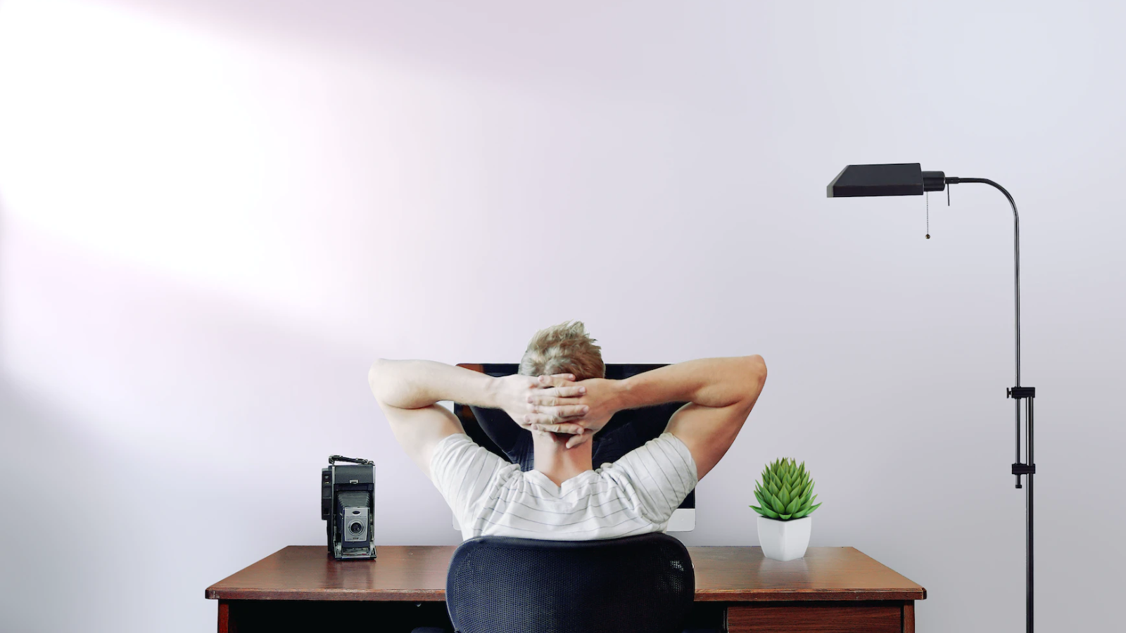 New data suggests recent grads aren’t being hit by AI effect on hiring — but for how long?