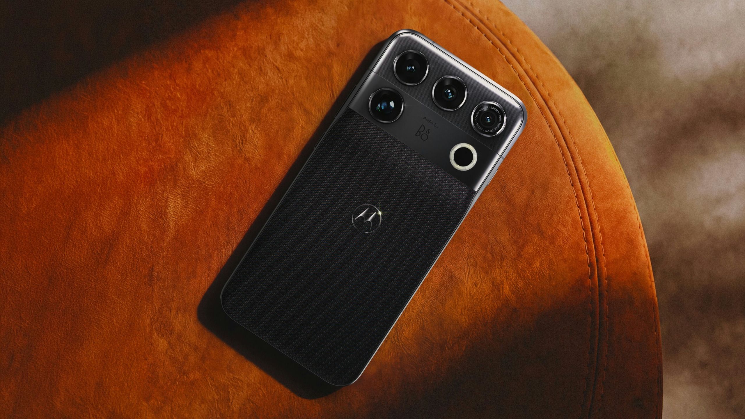 The Motorola Signature 27 is coming for Android’s best flagships with some wild specs
