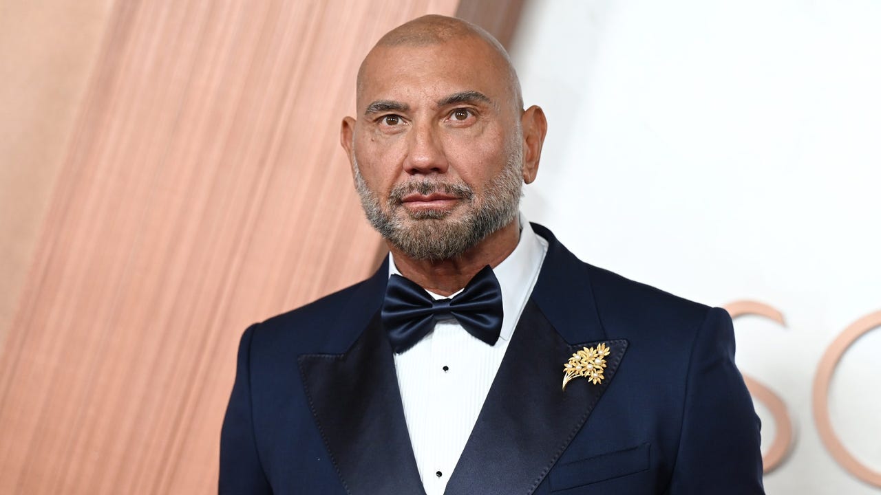 God of War Star Dave Bautista Shows Off Body Transformation Following Kratos Casting