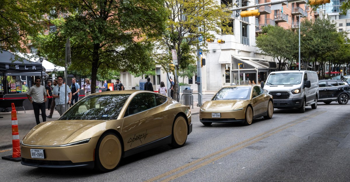 Tesla Cybercab doesn’t have any manual controls — but it does have a virtual joystick
