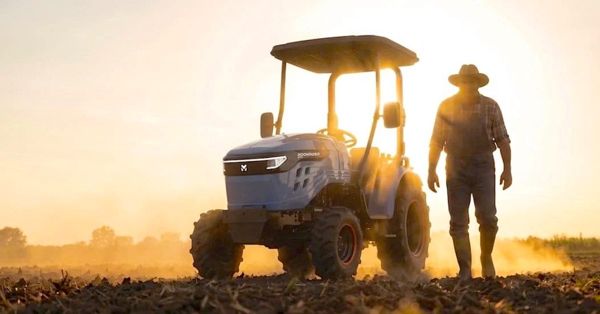 GoSun built a practical electric tractor that charges itself with solar panels [video]