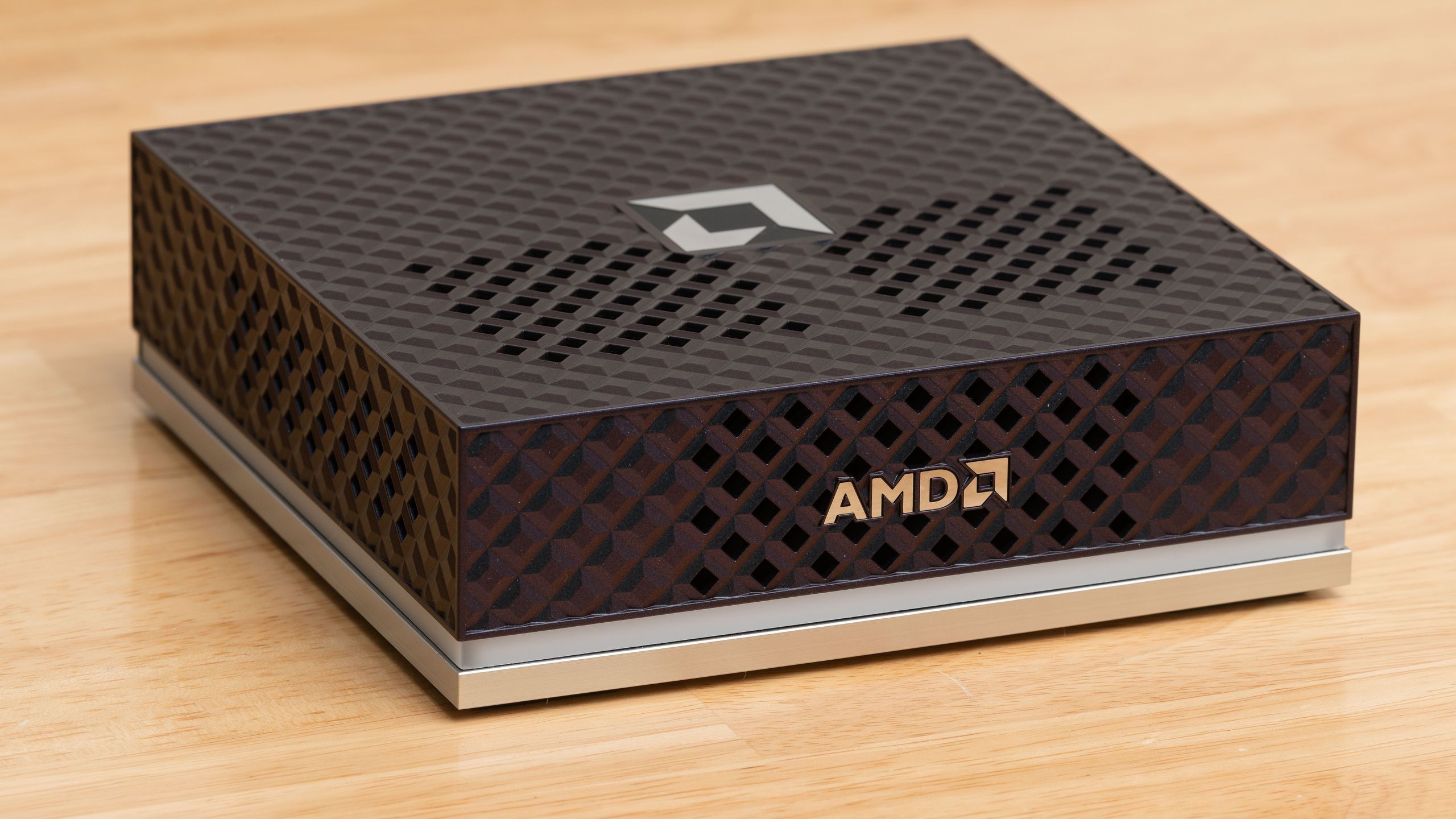 Stripped-down Windows 11 for AI developers demands 64GB RAM and insane 250 GB/s bandwidth — Project Zenith will debut on AMD’s flagship Ryzen AI Halo platform