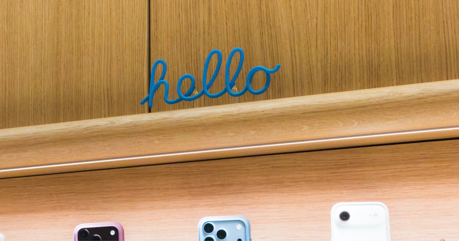 Apple Hides Tiny ‘Hello’ Signs in Stores for Customers to Test iPhone 18 Pro Camera