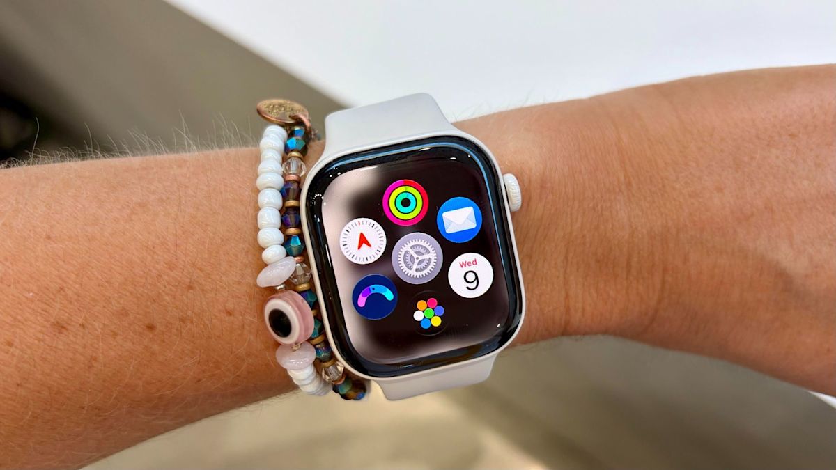 Apple rumoured to release screenless fitness tracker— here’s what we know
