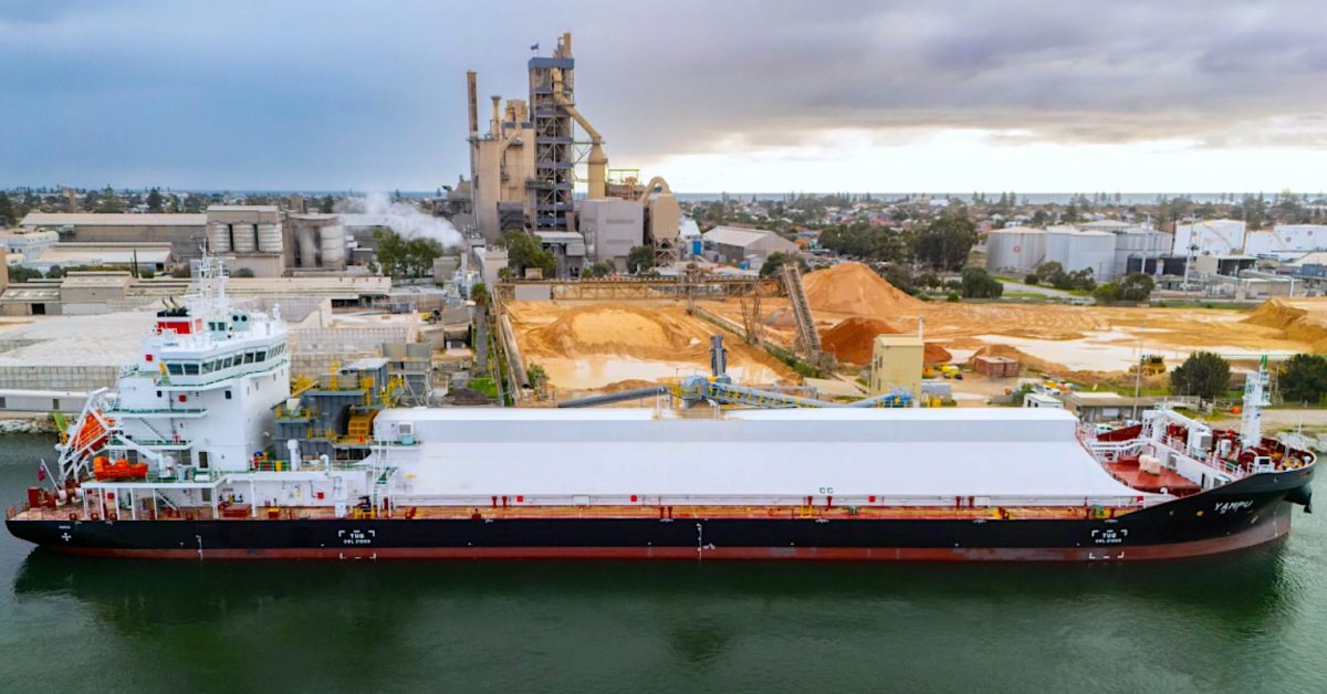 New self-loading tech for bulk cargo vessels cuts freight emissions in HALF